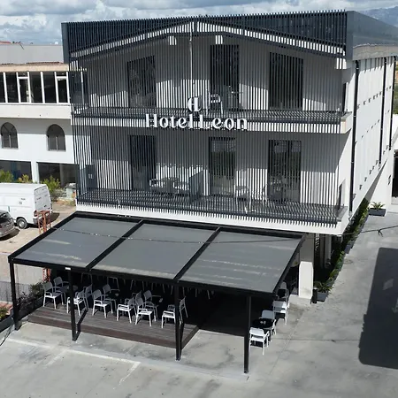 Leon Hotel 3*
