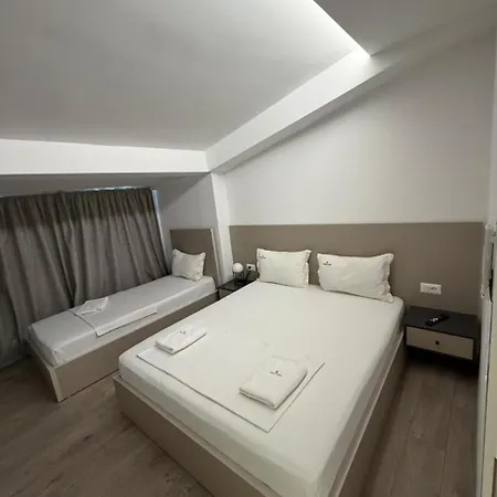 Hotel Leon